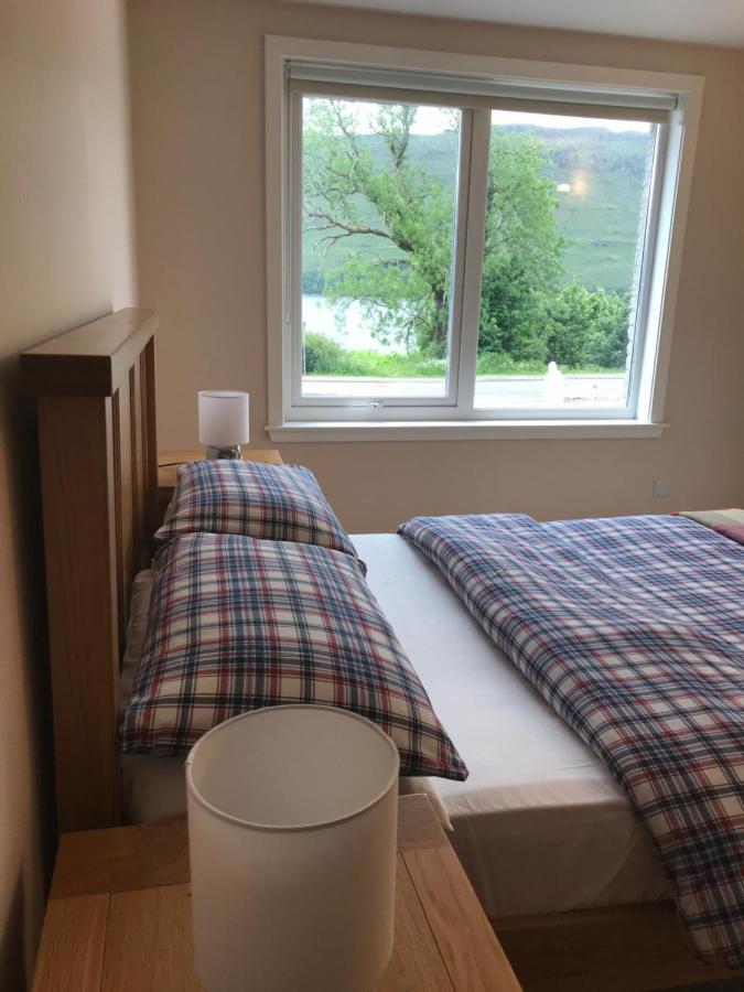 Borrodale, One Bedroom Apartment With Balcony And Loch View. Fort William Dış mekan fotoğraf